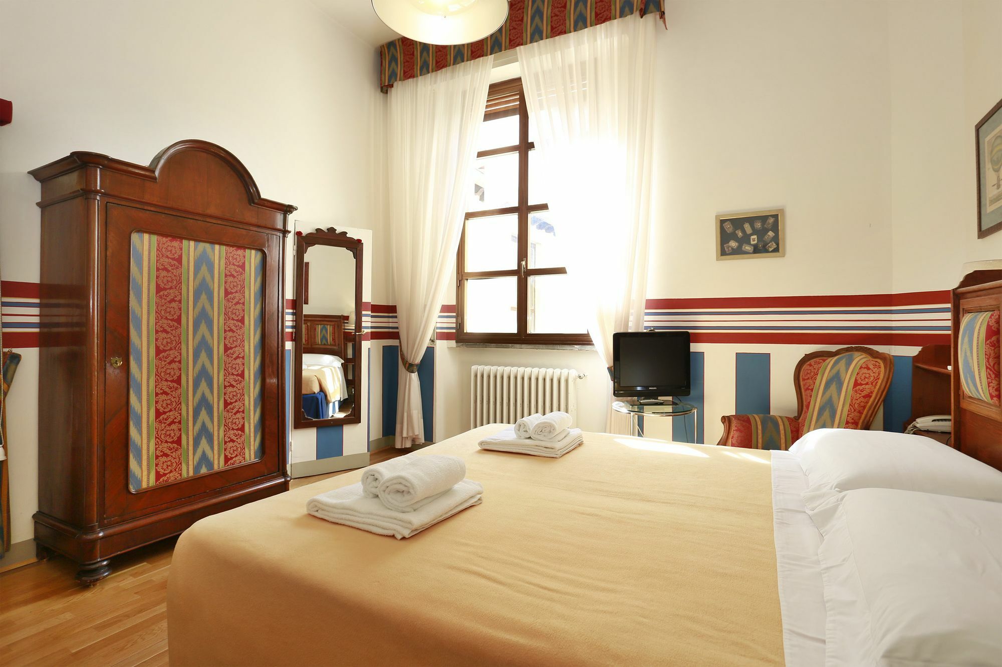 Via Santo Spirito 6 * Florence