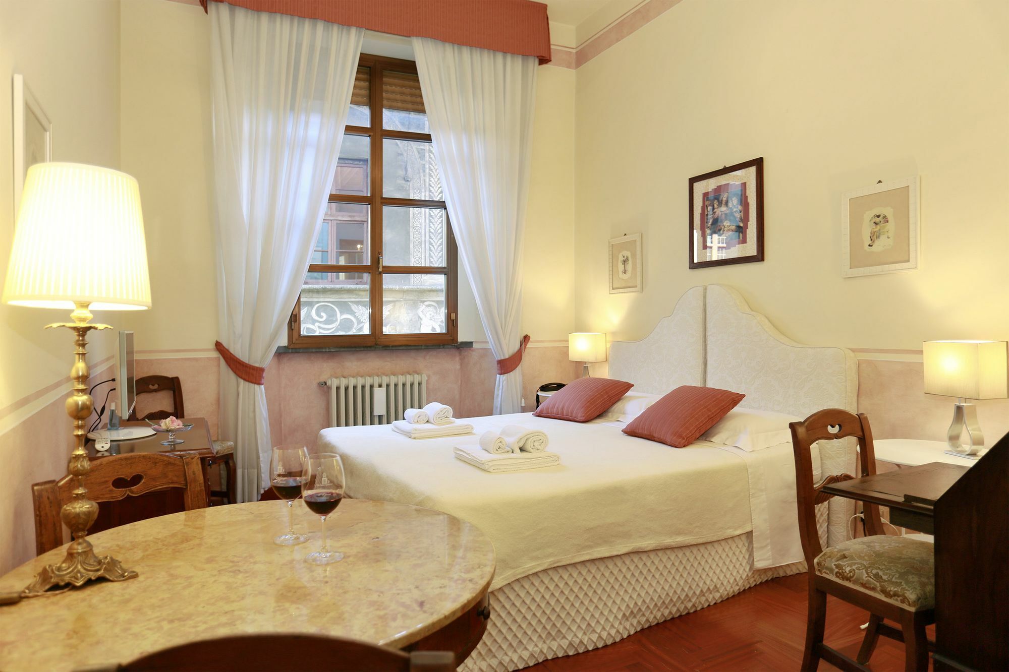 Apartment Via Santo Spirito 6 *